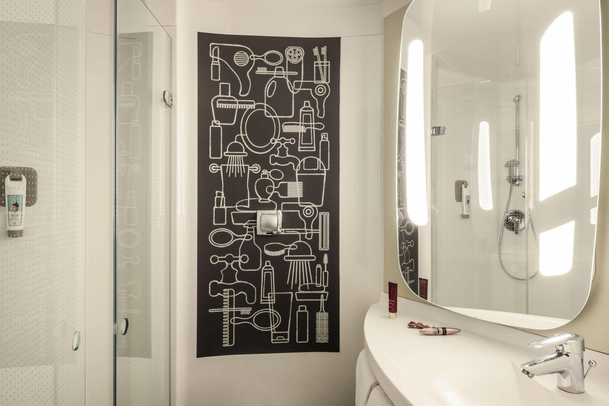 Ibis Portsmouth Hotel Екстериор снимка